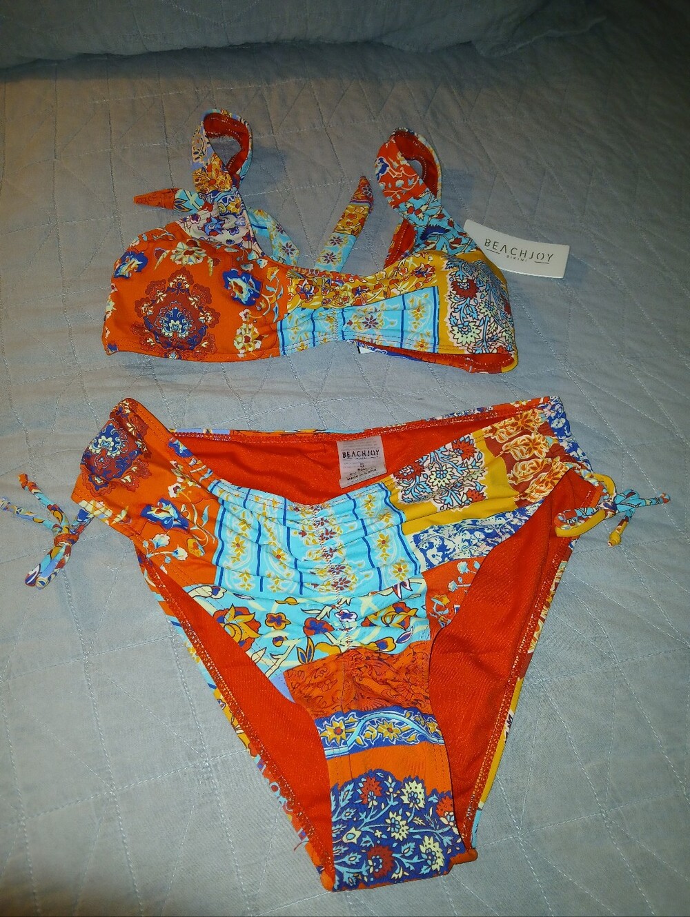 BeachJoy Women's Orange Patterned Bikini Set